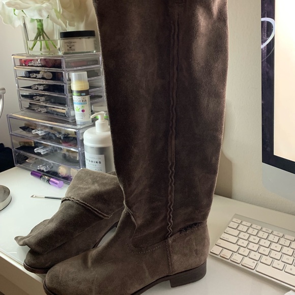 Frye grey suede knee boots size 7.5 - Picture 1 of 6